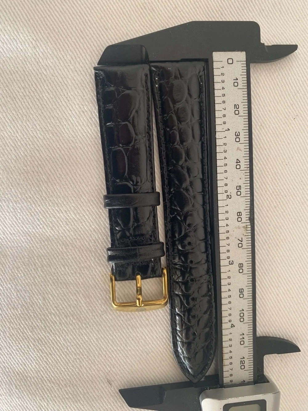 Black Croc-Embossed Leather Watch Strap with Gold Buckle Franck Muller 18mm